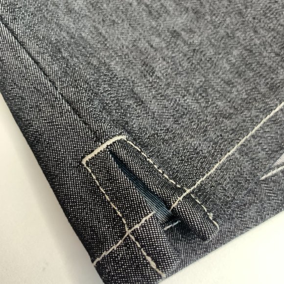 G by Guess Black Jean Shorts - Picture 3 of 9